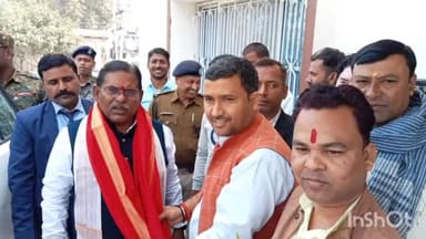 अरवल: अरवल सर्किट हाउस में प्रभारी मंत्री हरि सहनी का भाजपा जिला अध्यक्ष धर्मेंद्र तिवारी ने किया स्वागत