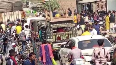 जगदीशपुर: जगदीशपुर के तीन परीक्षा केंद्रों पर मैट्रिक की परीक्षा के दूसरे दिन कदाचार के बावजूद शांतिपूर्ण संपन्न