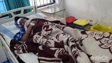 सासाराम: बारह पत्थर गांव में पति ने पत्नी को मारकर किया अधमरा, सासाराम के ट्रामा सेंटर में हुई भर्ती