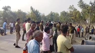 माडा: माडा थाना क्षेत्र में तेज रफ्तार बाइक पाइप से टकराई, दो की मौत, पुलिस कर रही जांच