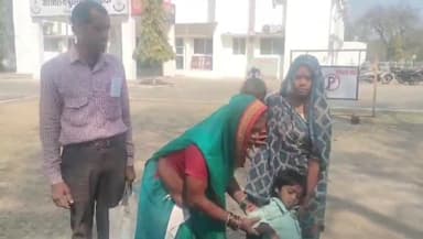 सागर नगर: बाग़खेजरा की महिला ने SP से की शिकायत, गांव के दबंग ने पति से मारपीट की, पति अस्पताल में भर्ती