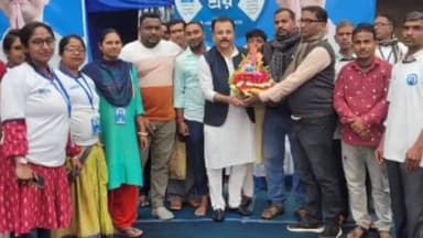 বজবজ ২: বজ বজ ২ নম্বর ব্লকের বেশ কয়েকটি সেবাশ্রয় স্বাস্থ্য শিবির ক্যাম্প পরিদর্শন করেন বজবজ বুচান ব্যানার্জি