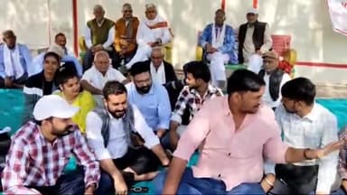 झुंझुनू: अखिल भारतीय किसान सभा ने कलेक्ट्रेट के सामने 10 सूत्रीय मांगों को लेकर किया धरना प्रदर्शन