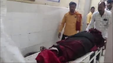 गोंडा: बघईपुरवा में आबादी की जमीन पर गोबर फेंकने को लेकर दो पक्षों में विवाद, मारपीट में आधा दर्जन लोग घायल, 3 लखनऊ रेफर