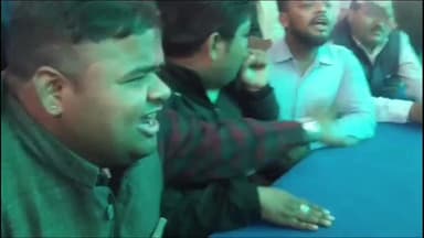 कोल: क्वार्सी क्षेत्र के अभी श्री हॉस्पिटल में एमआर के साथ हुई मारपीट के विरोध में अन्य एमआर ने थाना क्वार्सी का किया घेराव