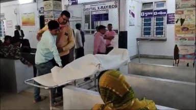 बेंगाबाद: सोनबाद मंदिर के सामने ट्रक का टायर फटने से बोल्डर से चोट लगने के कारण झलकडीहा निवासी सुरेंद्र सिंह की मौत