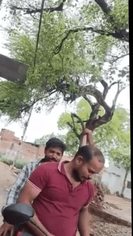 मोहनलालगंज: मोहनलालगंज विद्युत उपखंड क्षेत्र में विद्युत विभाग के कर्मचारी का अवैध वसूली करने का वीडियो हुआ वायरल