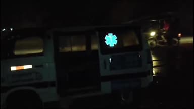 झुंझुनू: इंद्रपुरा बस स्टैंड के नजदीक चलती जननी एंबुलेंस में लगी आग, फायर ब्रिगेड ने पाया काबू, बड़ा हादसा टला