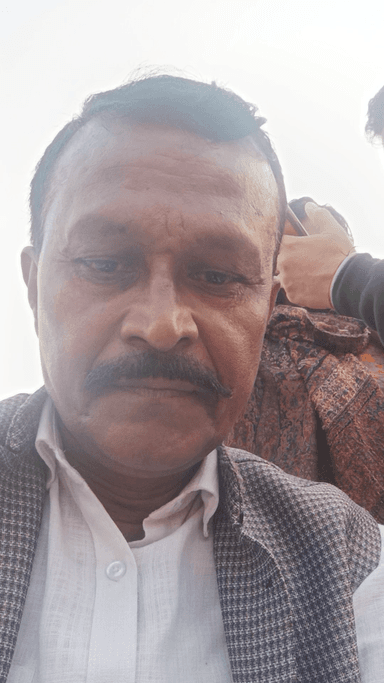 तेरी चाहत का ऐसा जुनून कि हम सभी सरश्वती घाट पर बिना कष्ट के आ गए और महाकुंभ भी