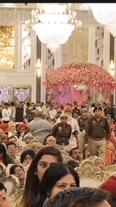 फरीदाबाद: सेक्टर 10 में वार्ड 14 की आम आदमी पार्टी की प्रत्याशी ने बीजेपी प्रत्याशी का किया समर्थन, कैबिनेट मंत्री भी रहे मौजूद