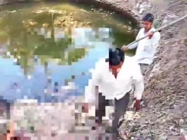 बल्देवगढ़: जटेरा गांव में कुएं में डूबने से दो नीलगायों की हुई मौत, वन विभाग की टीम मौके पर पहुंची