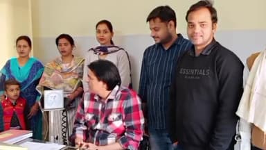 डुमरियागंज: पीएचसी तरहर, बिजौरा व सोहना में रविवार को जन आरोग्य स्वास्थ्य मेला का आयोजन, 102 मरीजों का इलाज कर दी गई दवा