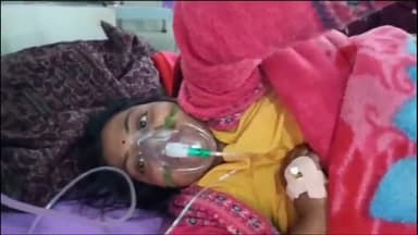 बरेली: इज्जत नगर थाना क्षेत्र के मिथिलापुरी कॉलोनी निवासी महिला ने फांसी लगाकर आत्महत्या का प्रयास किया, जिला अस्पताल में भर्ती