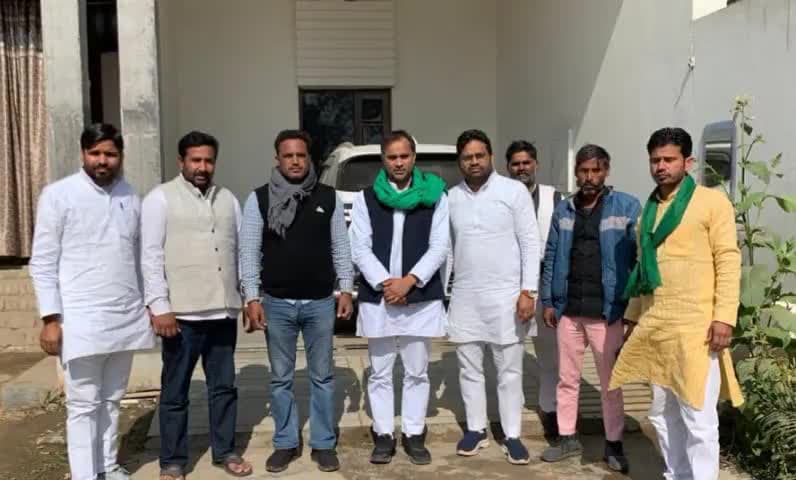 #सबका_साथ
@everyone's_together
#भारतीय_किसान_संगठन @Bharatiya_Kisan_Sangathan 
#National_President 
@rajendra_yadav
