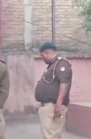 घाटमपुर: सजेती में सड़क हादसे में ट्रैक्टर से गिरकर एक मजदूर की हुई मौत