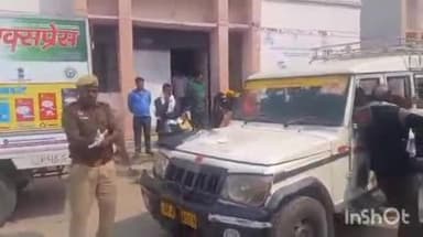 इकौना: गिलौला सुर भारती निगम विद्यापीठ गुरुकुल में संदिग्ध परिस्थितियों में छात्र की हुई मौत, पोस्टमार्टम के लिए भेजा गया शव