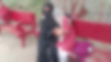 कोल: मालवीय पुस्तकालय में छेड़छाड़ का विरोध करने पर मनचले ने युवती को बेरहमी से पीटा, परिजन लेकर पहुंचे जिला अस्पताल