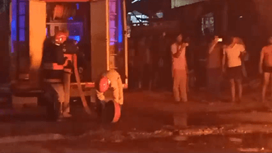 द्वारका: द्वारका सेक्टर 16 में तड़के लगी आग, मकान और गाड़ी जलकर खाक