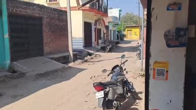 शाहबाद: सैय्यद बाड़ा की जमीन को लेकर कोर्ट में चल रहा मुकदमा, फिर भी दबंग कर रहे हैं कब्जा और दे रहे जान-माल की धमकी