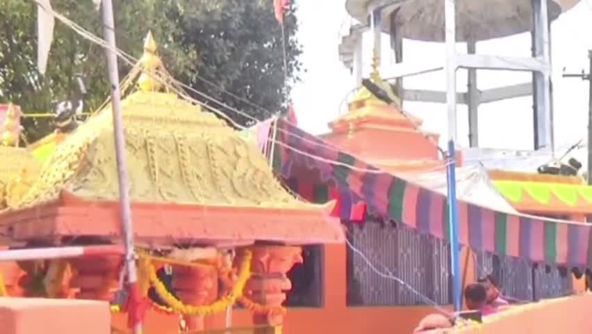 మావల: జిల్లా కేంద్రంలోని శివాలయాలకు బారులు తీరిన భక్తులు