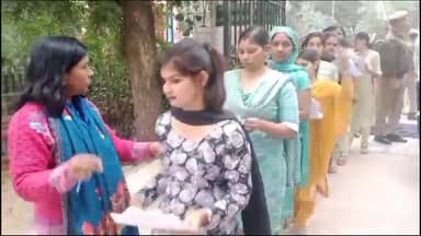 चूरू: ज़िले में 32 केंद्रों पर आयोजित हुई REET 2024 परीक्षा, पुलिस प्रशासन ने किए कड़े सुरक्षा इंतजाम