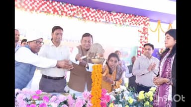 सुपौल: सुपौल में जिला स्तरीय कृषि मेला सह प्रदर्शनी का उद्घाटन, सांसद एवं डीएम कौशल कुमार ने दीप प्रज्वलित कर किया