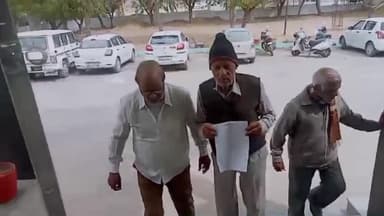 चूरू: सेटेलाइट अस्पताल में महिला चिकित्सक की प्रतिनियुक्ति की मांग, समस्या समाधान केन्द्र ने कलक्टर को सौंपा पत्र