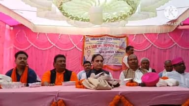 खोदावंदपुर: उत्क्रमित मध्य विद्यालय दौलतपुर नवटोलिया में प्रो राकेश सिंह ने आईसीटी लैब का उद्घाटन किया