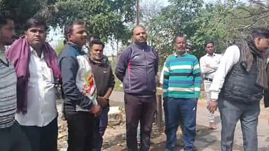 कोल: वीदा नगर में खेत में दीवार लगाते समय हाईटेंशन लाइन की चपेट में आकर एक युवक की हुई मौत, पुलिस ने शव का कराया पोस्टमार्टम