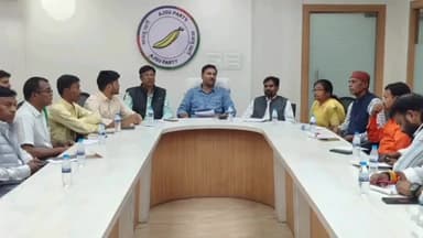 कांके: हरमू स्थित कार्यालय में आजसू की दक्षिणी छोटानागपुर प्रमंडल बैठक संपन्न