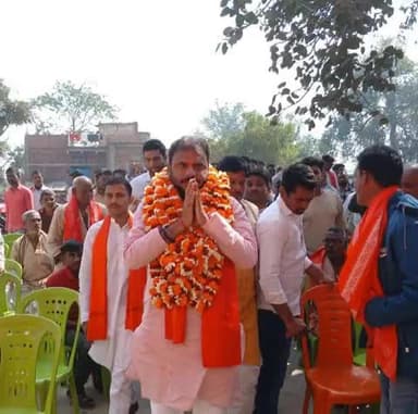 *बक्सर की सनातन विरासत की चर्चाएं अब राजनीतिक गलियारों में, श्री राजकुमार चौबे बोले – यह विश्वामित्र सेना के निरंतर प्रयासों का ही परिणाम है कि आज बक्सर की समृद्ध सनातन परंपरा राजनीतिक दलों और बड़े नेताओं की नजर में आ रही