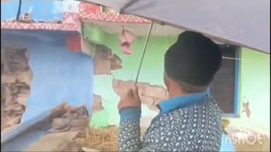 धौलछीना: ल्वेटा गांव के आपदा प्रभावित ग्रामीणों का पिछले 15 सालों से नहीं हो पाया विस्थापन, बारिश ने बढ़ाई मुश्किलें #Jansamasya