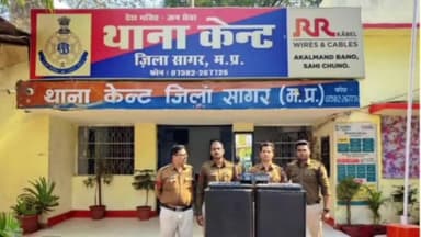 सागर नगर: प्रतिबंध के बावजूद तेज आवाज में डीजे बजाने पर कैंट पुलिस ने ज़ब्त किया साउंड सिस्टम