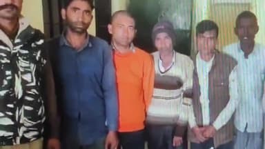 धनौरा: मंडी धनौरा थाना पुलिस ने 420, मारपीट और अन्य धाराओं में फरार चल रहे 5 वारंटियों को गिरफ्तार कर किया चालान