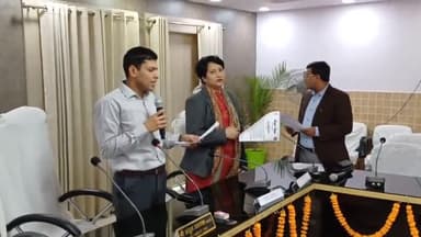 बक्सर: बक्सर कलेक्ट्रेट में डीएम ने सड़क सुरक्षा को लेकर शपथ दिलाई