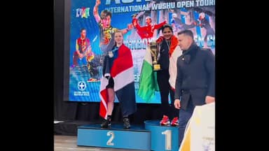 बड़ौत: सरूरपुर कलां निवासी वुशु खिलाड़ी प्रीति नैन ने एथेन्स, ग्रीस में आयोजित अंतरराष्ट्रीय वुशु ओपन टूर्नामेंट में जीता गोल्ड