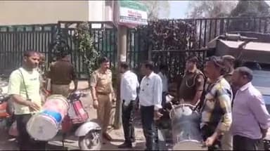 झांसी: भू माफिया हरेंद्र मसीह की क्रिस्टियन इंटर कॉलेज के पास स्थित ₹1.25 करोड़ की संपत्ति को प्रशासन ने किया कुर्क