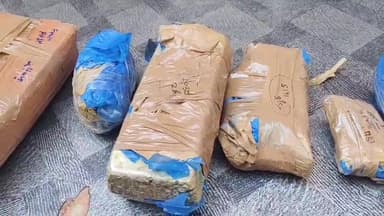 झांसी: पुलिस ने वीरांगना लक्ष्मीबाई स्टेशन पर समता एक्सप्रेस ट्रेन से एक करोड़ की चांदी पकड़ी