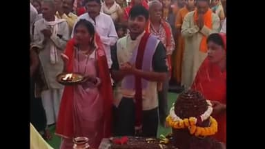 चांद: बादगांव में श्रीमद् भागवत कथा का आयोजन जारी, महा आरती में पहुंचे श्रद्धालु