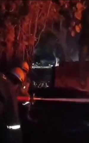 कानपुर: कलक्टरगंज में लकड़ी के गोदाम में लगी भीषण आग, आग बुझाने में फायर ब्रिगेड की छह गाड़ियां लगीं