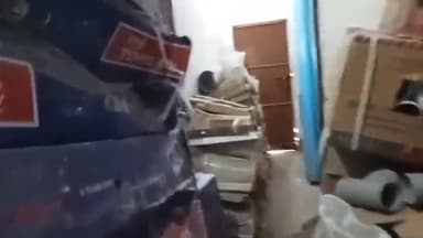 जहानाबाद: काको रोड स्थित हार्डवेयर दुकान में छापेमारी के बाद मीडिया से बातचीत, सफाई दी गई