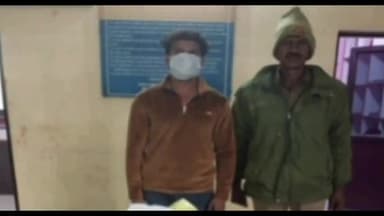 बड़ौत: पट्टी तिरगरान कस्बा दोघट निवासी को अवैध विस्फोटक पदार्थ बनाने के आरोप में गिरफ्तार, अवैध पटाखे बरामद