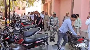 मिर्ज़ापुर: जिलाधिकारी प्रियंका निरंजन ने मंडली अस्पताल का किया औचक निरीक्षण, संबंधित को दिए आवश्यक दिशा निर्देश