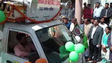 कोल: राष्ट्रीय महिला दिवस पर कलेक्ट्रेट से निकाली गई महिला जागरूकता रैली, सांसद व अधिकारियों ने दिखाई हरी झंडी