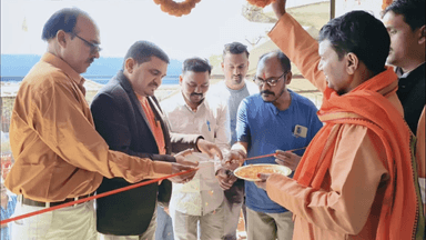 बेंगाबाद: ओझाडीह मोड़ पर मेडिकल शॉप में निःशुल्क चिकित्सा शिविर का आयोजन