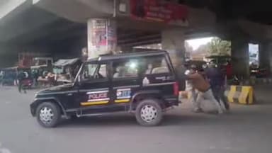 सिराथू: सैनी में पुलिस की डायल 112 की गाड़ी को ठेलकर स्टार्ट करने का वीडियो हुआ वायरल