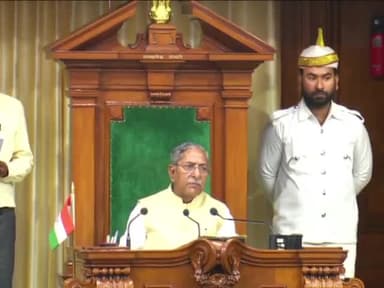 आज बिहार विधानसभा में बजट सत्र दौरान शुन्यकाल के माध्यम से किशनगंज जिला के पोठिया प्रखंड में अग्निशमन केंद्र (Fire Station) खोलवाने की मांग सरकार से की।

#Kishanganj #Pothia #FireStation #Bihar