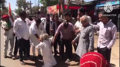 बड़ौद: डग-बड़ौद मार्ग पर ब्लॉक कांग्रेस कमेटी ने मंत्री प्रह्लाद सिंह पटेल का जलाया पुतला, बर्खास्त करने की मांग की