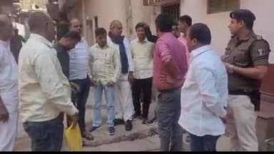 बिहार: जल जमाव की समस्या से निजात दिलाने के लिए नगर आयुक्त ने घनेश्वर घाट मोहल्ला से इमादपुर तक स्थल का किया निरीक्षण