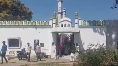 सिराथू: सिराथू इलाके की जामा मस्जिदों में अदा की गई रमजान उल मुबारक के पहले जुमे की नमाज